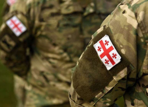 Qonşu ölkədə kişilərin əsgər aparılması dayandırıldı