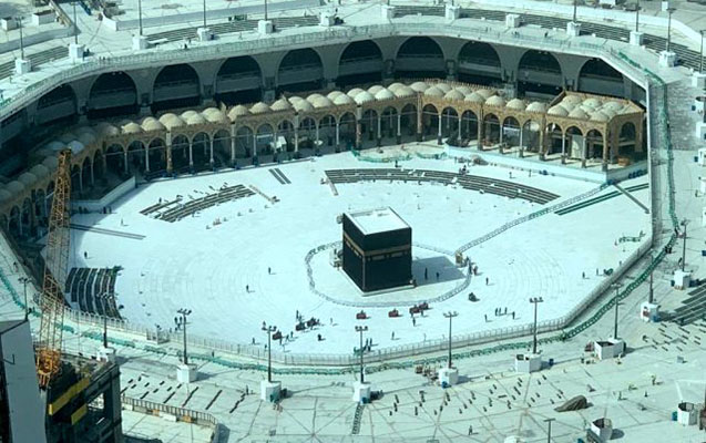 Ziyarətlər qadağan edildikdən sonra Kəbənin – Fotoları Ziyarətlər qadağan edildikdən sonra Kəbənin – Fotoları