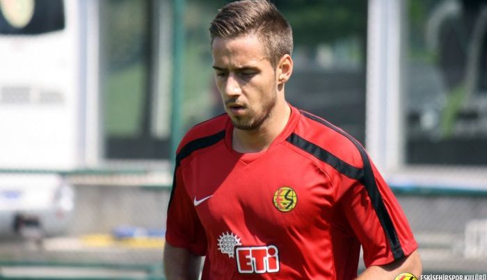 Azərbaycan millisinin sabiq futbolçusu bazadan çıxmır – Koronavirusa görə Azərbaycan millisinin sabiq futbolçusu bazadan çıxmır – Koronavirusa görə