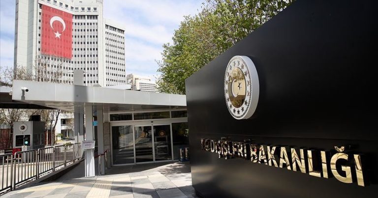 Trampın “erməni soyqırımı” ilə bağlı bəyanatı türkləri razı salmadı Trampın “erməni soyqırımı” ilə bağlı bəyanatı türkləri razı salmadı