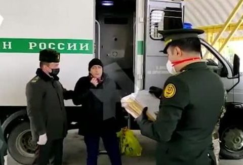 Rusiya axtarışda olan cinayətkarları Azərbaycana təhvil verdi