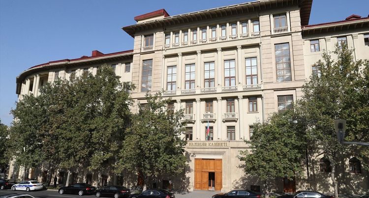 Operativ Qərargah Rusiyada yaşayan Azərbaycan vətəndaşlarına müraciət etdi Operativ Qərargah Rusiyada yaşayan Azərbaycan vətəndaşlarına müraciət etdi