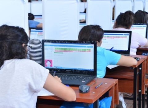 Müəllimlərin işə qəbulu imtahanında yüksək nəticə göstərənlər – FOTOLAR