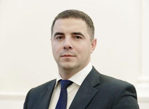 Rusiyada nazir koronavirusa yoluxdu