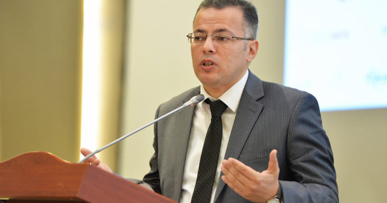 Vüsal Qasımlıya AĞIR İTKİ Vüsal Qasımlıya AĞIR İTKİ
