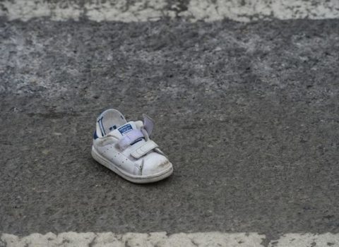Yolu keçən azyaşlını maşın vurub öldürdü – Ağsuda