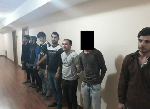 Karantin pozaraq futbol oynayanlar cərimələndi