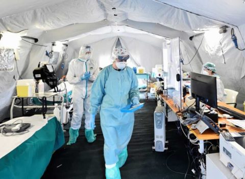 Koronavirus digər pnevmoniyadan nə ilə fərqlənir? – Həkim AÇIQLADI