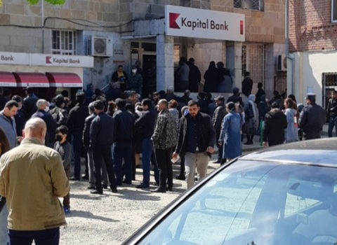 Lənkəranda insanların bankın qarşısına toplaşması ilə bağlı –  DİN-dən açıqlama