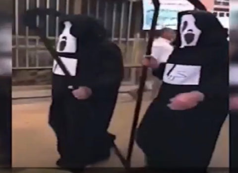 İranda karantinə əməl etməyənləri “Əzrail” ilə qorxudurlar – Video