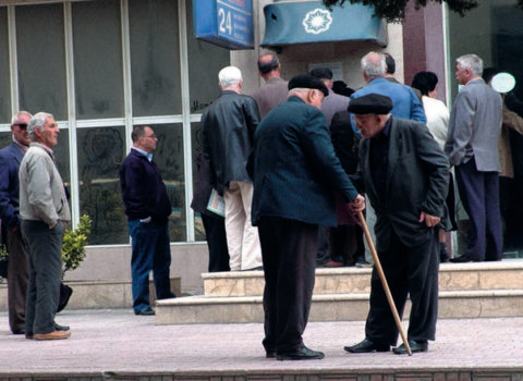 Azərbaycanda ən çox hansı yaşda pensiya alırlar?