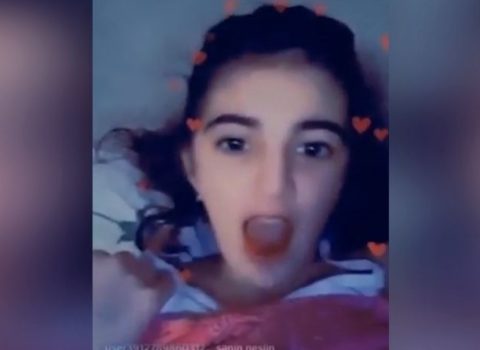 Bakıda şəhidləri təhqir edən qızı tapıb görün nə etdilər… – VİDEO (18+)
