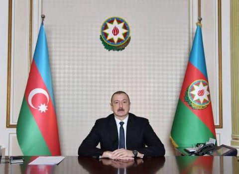 İlham Əliyev AYİB-in prezidenti ilə videokonfrans keçirdi – FOTO
