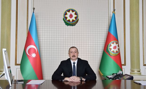İlham Əliyev AYİB-in prezidenti ilə videokonfrans keçirdi – FOTO İlham Əliyev AYİB-in prezidenti ilə videokonfrans keçirdi – FOTO