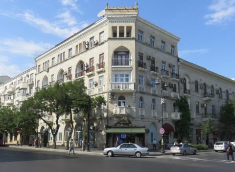 Bu gün bu küçə və prospektlərə çıxmayın – SİYAHI