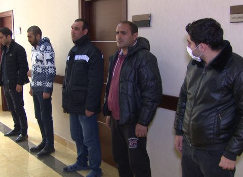 Xeyir-şər evində qumar oynayanlar saxlanıldı – FOTO