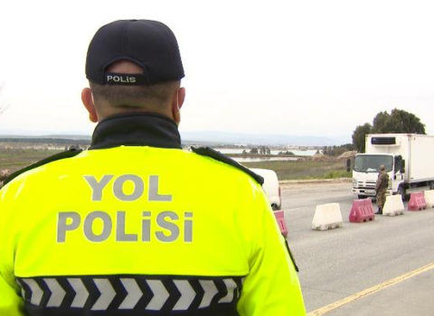 Polisi “Mercedes”lə vurub qaçan sürücü və 2 nəfər tutuldu