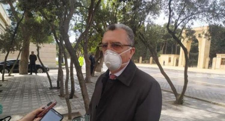Eldar Əzizov Qaradağın icra başçısına töhmət verilməsindən danışdı Eldar Əzizov Qaradağın icra başçısına töhmət verilməsindən danışdı