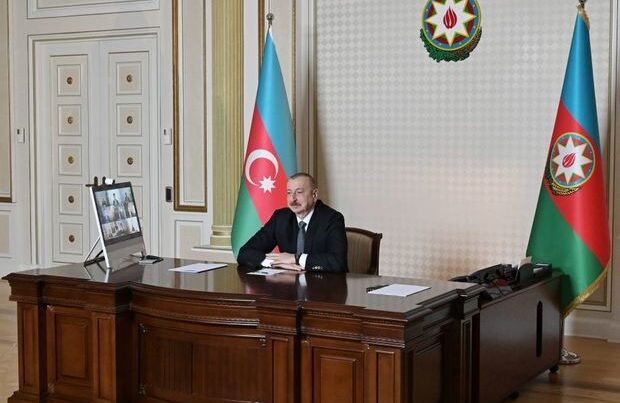 Prezident CISCO şirkətinin rəhbərləri ilə görüşdü – FOTO Prezident CISCO şirkətinin rəhbərləri ilə görüşdü – FOTO