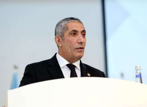 Siyavuş Novruzov Operativ Qərargahı tənqid etdi