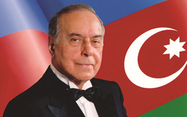 Heydər Əliyevin anadan olmasından 97 il ötür – FOTOLAR Heydər Əliyevin anadan olmasından 97 il ötür – FOTOLAR