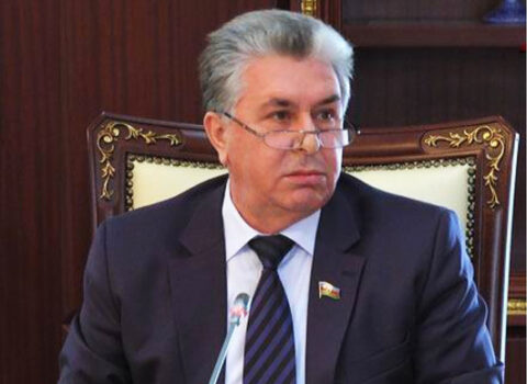 Vitse-spiker deputata mərsiyəçi dedi – Parlamentdə daha bir QALMAQAL