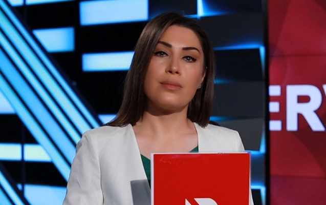 Məşhur aparıcı “Real TV”də – Foto Məşhur aparıcı “Real TV”də – Foto