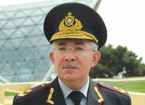 Polis generalı Həzi Aslanov Milli Məclisə gəldi