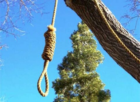 Şəkidə FACİƏ: 23 yaşlı qadın özünü asdı