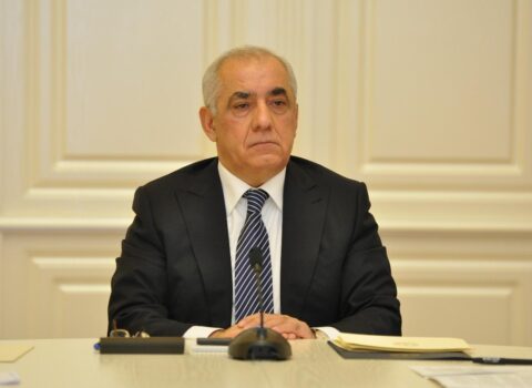 BAŞ NAZİR xəstəxanalarda çarpayıların sayının artırılması üçün tapşırıq verdi