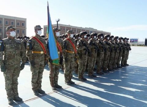 Rusiya, ABŞ və İtaliyada təhsil alan Azərbaycan hərbçiləri Vətənə gətirildi