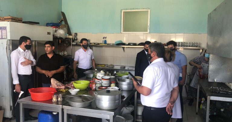 Bu kafe və marketlər cəzalandırıldı – SİYAHI Bu kafe və marketlər cəzalandırıldı – SİYAHI
