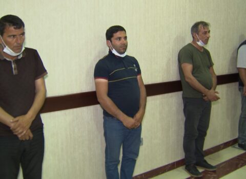 Vətəndaşları Ələtdən Bakıya qanunsuz keçirənlər saxlanıldı – FOTO