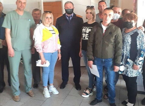 Maska taxmayan müstəntiq gülüş hədəfinə çevrildi – FOTO