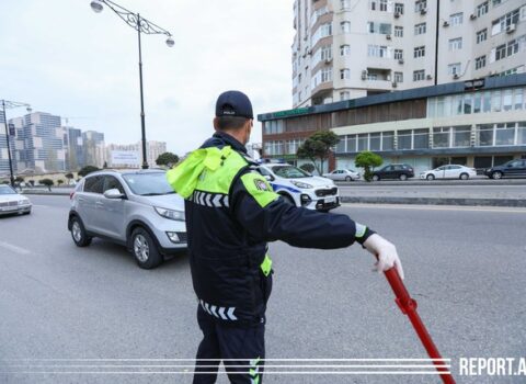Bakıdan çıxmaq istəyən AA seriyalı avtomobil karantin postundan geri qaytarıldı