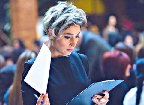 “Qorxaq adam vəzifəyə görə anasını satar” – Hüsniyyə Məhərrəmova