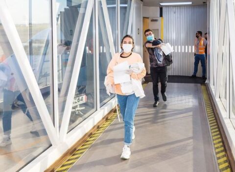 48 vətəndaşımız Macarıstandan Azərbaycana gətirildi – FOTOLAR