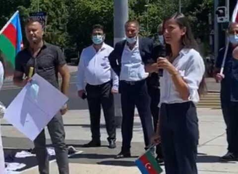 Milli Qəhrəmanımızın qızı BMT-nin önündə etiraz aksiyası keçirdi – FOTOLAR