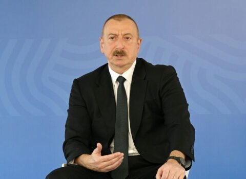 İlham Əliyev:  “Toy-bayram edirdilər ki, neftin qiyməti 14 dollara düşüb”