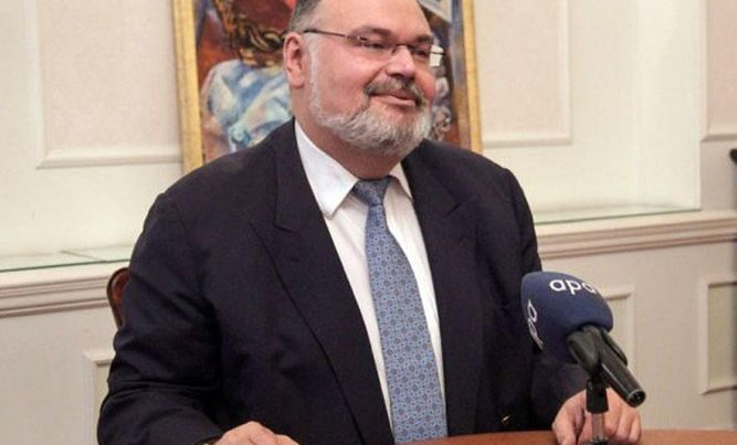 Səfir Londonda erməni təxribatı ilə üzləşən azərbaycanlılara vətənpərvərliklərinə görə təşəkkür etdi Səfir Londonda erməni təxribatı ilə üzləşən azərbaycanlılara vətənpərvərliklərinə görə təşəkkür etdi