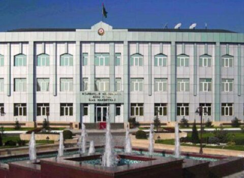 Bayraq qalmaqalı böyüyür – İcra nümayəndəsinin dediklərinə faktla cavab verildi – VİDEO