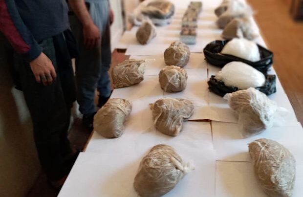Azərbaycana 24 kiloqramdan artıq narkotikin keçirilməsinin qarşısı alındı – FOTOLAR Azərbaycana 24 kiloqramdan artıq narkotikin keçirilməsinin qarşısı alındı – FOTOLAR
