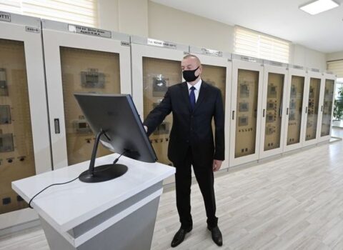 Prezident “8-ci km” yarımstansiyasının açılışında – FOTOLAR – YENİLƏNİB
