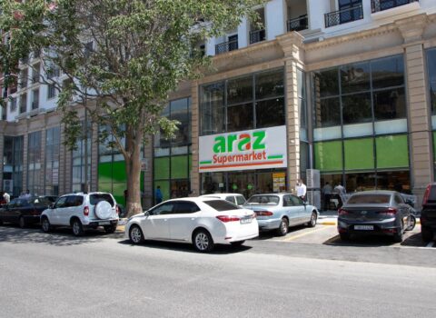 “Araz supermarket”də pozuntu aşkarlandı – FOTOLAR