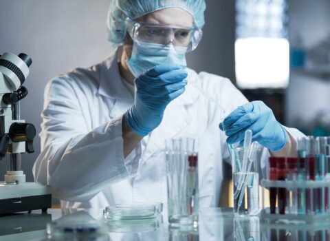 Reanimasiyada olan koronavirus xəstələrinin sayı azaldı