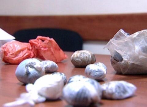 Bakıda heroin satan şəxs saxlanıldı – VİDEO