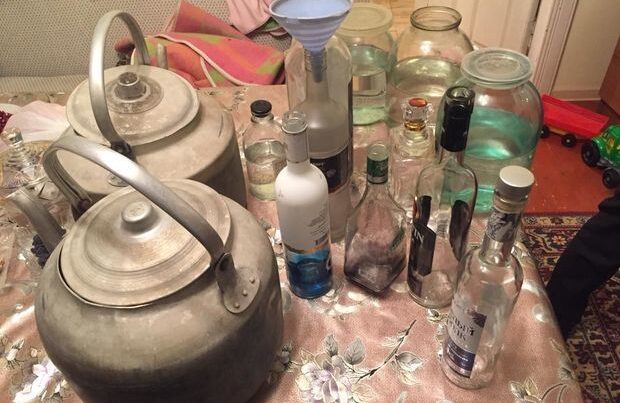 Bərdədə saxta alkoqollu içkilər istehsal edən müəssisə aşkarlandı – FOTOLAR Bərdədə saxta alkoqollu içkilər istehsal edən müəssisə aşkarlandı – FOTOLAR