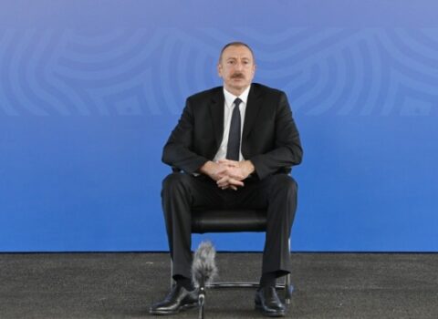 Əliyevdən Niderland səfirinə: Köməkçim mənə dedi ki…