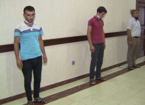 Torpaq yolla rayona gedən sürücü və müştərilər həbs edildi – FOTO