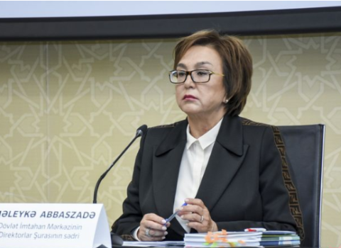 “700 bal olmayanda dünya dağılır?” – Məleykə Abbaszadə